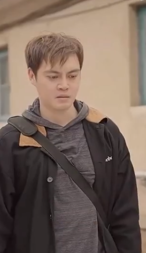 不止是合租的关系